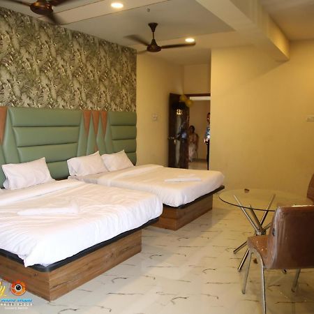 New Balaji Residency By Glitz Hotels Ulhasnagar Ngoại thất bức ảnh