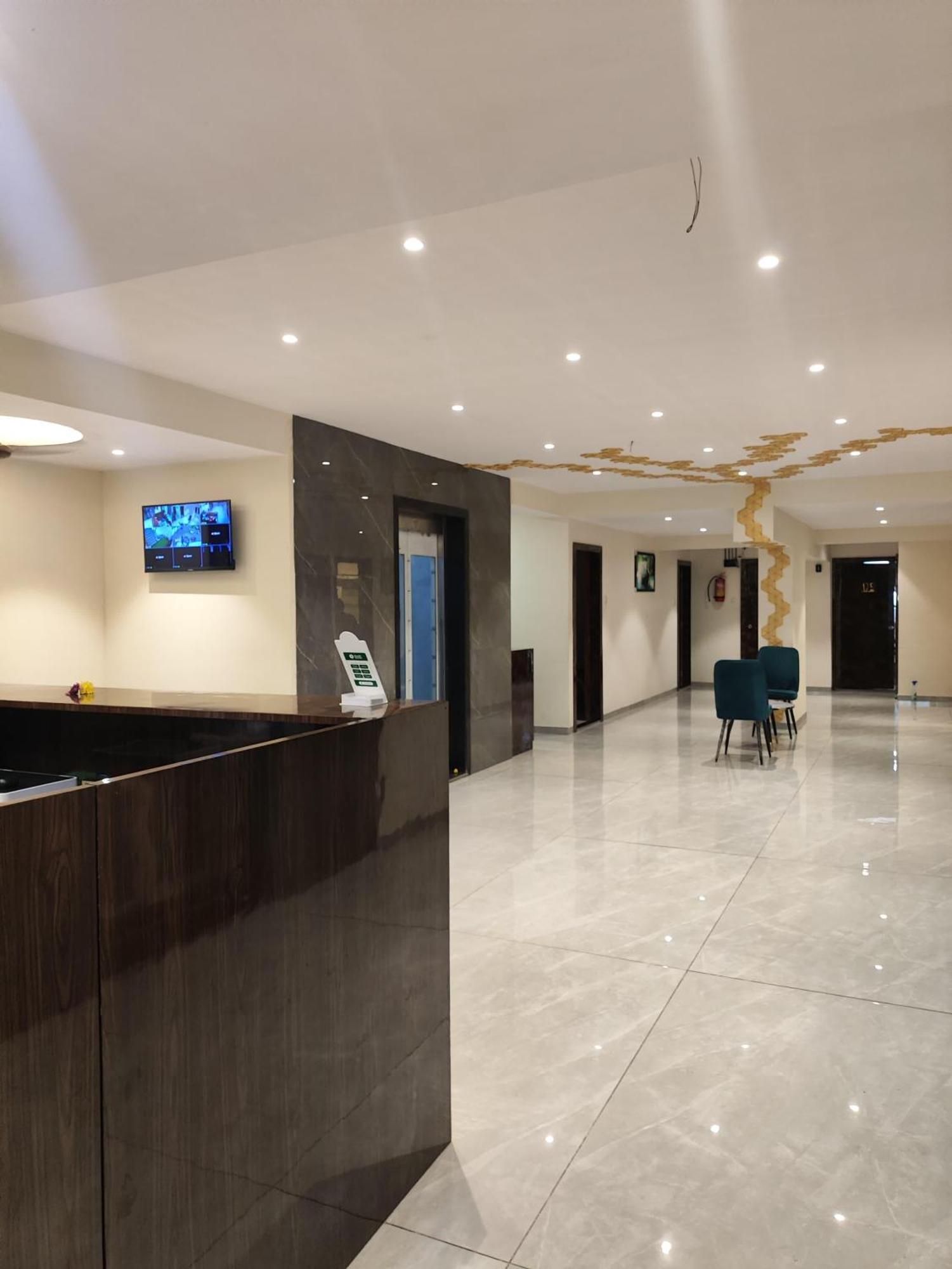 New Balaji Residency By Glitz Hotels Ulhasnagar Ngoại thất bức ảnh
